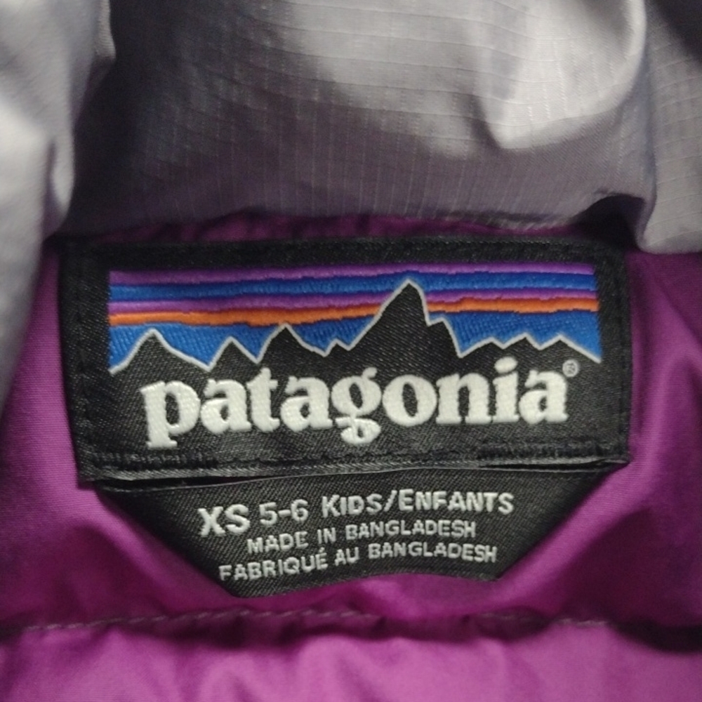 Patagonia Kids Girl Puffer Jacket - Light Gray with Purple Accents - Picture 5 of 15